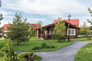 Casa de campo familiar, varias camas, para no fumadores, vista al jardín | Exterior