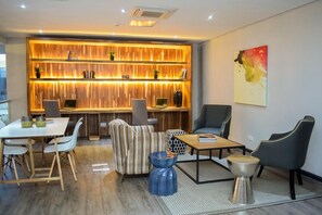 Sala de estar en el lobby