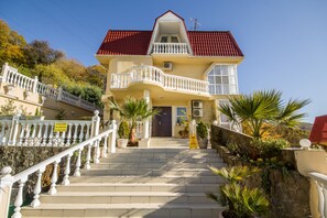 Property grounds - Hotel Aist (Sochi)