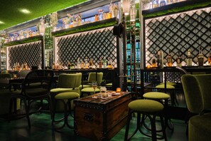 Cocktail bar - The Gyle - Kings Cross St Pancras, London (London)