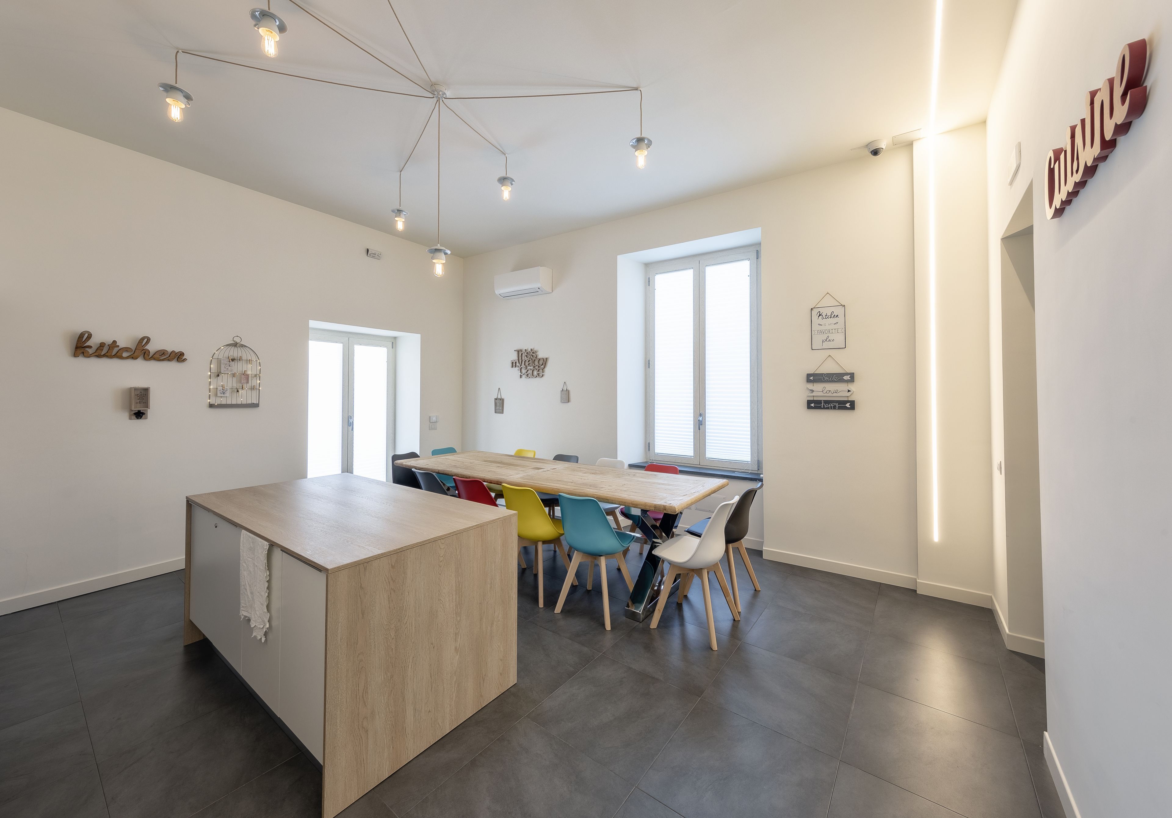 Photo - Napoli Squares Suites