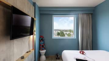 Chambre Standard, 1 grand lit | Coffres-forts dans les chambres, chambres insonorisées, Wi-Fi gratuit