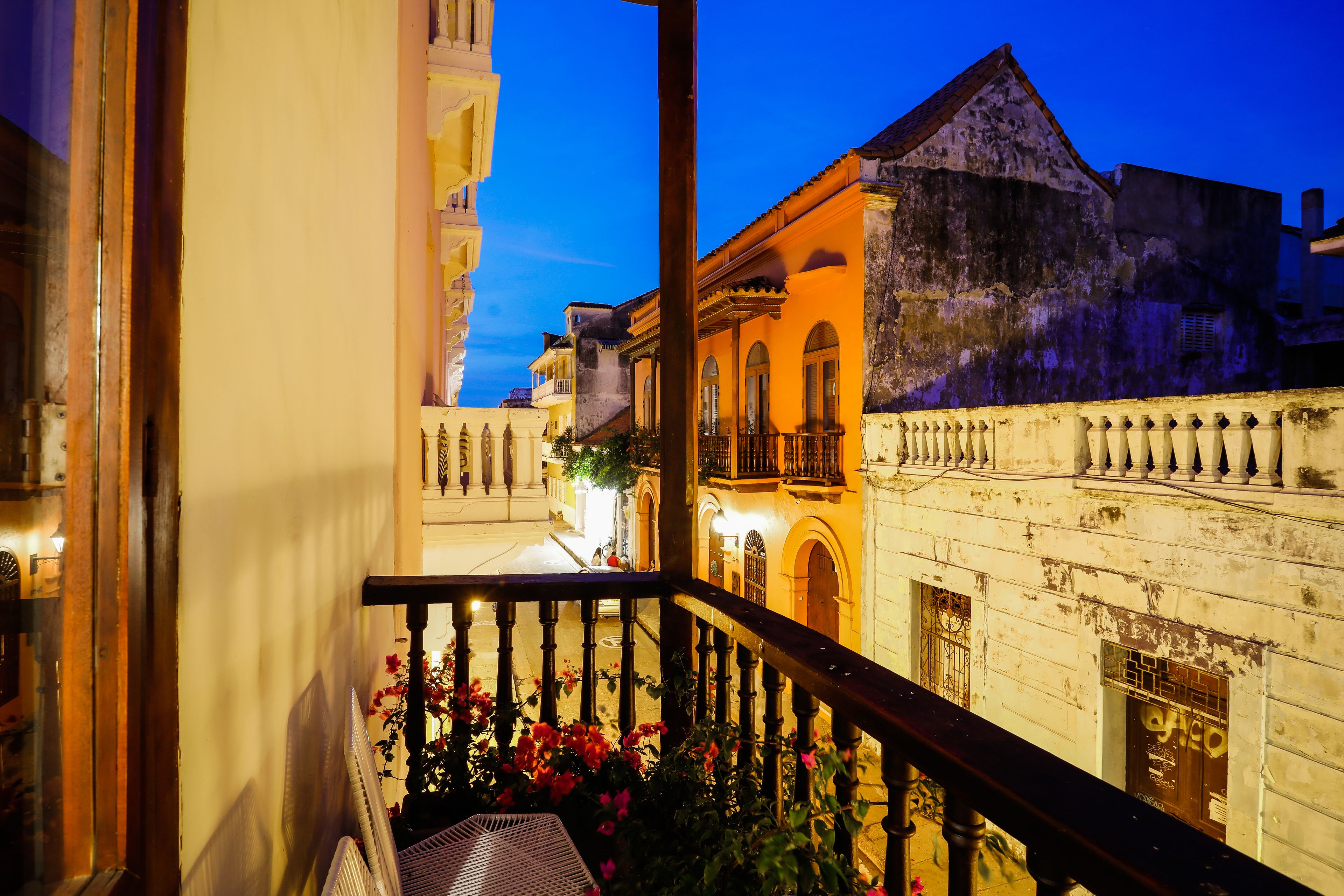 deluxe room, 1 king bed, non smoking, balcony | balcony