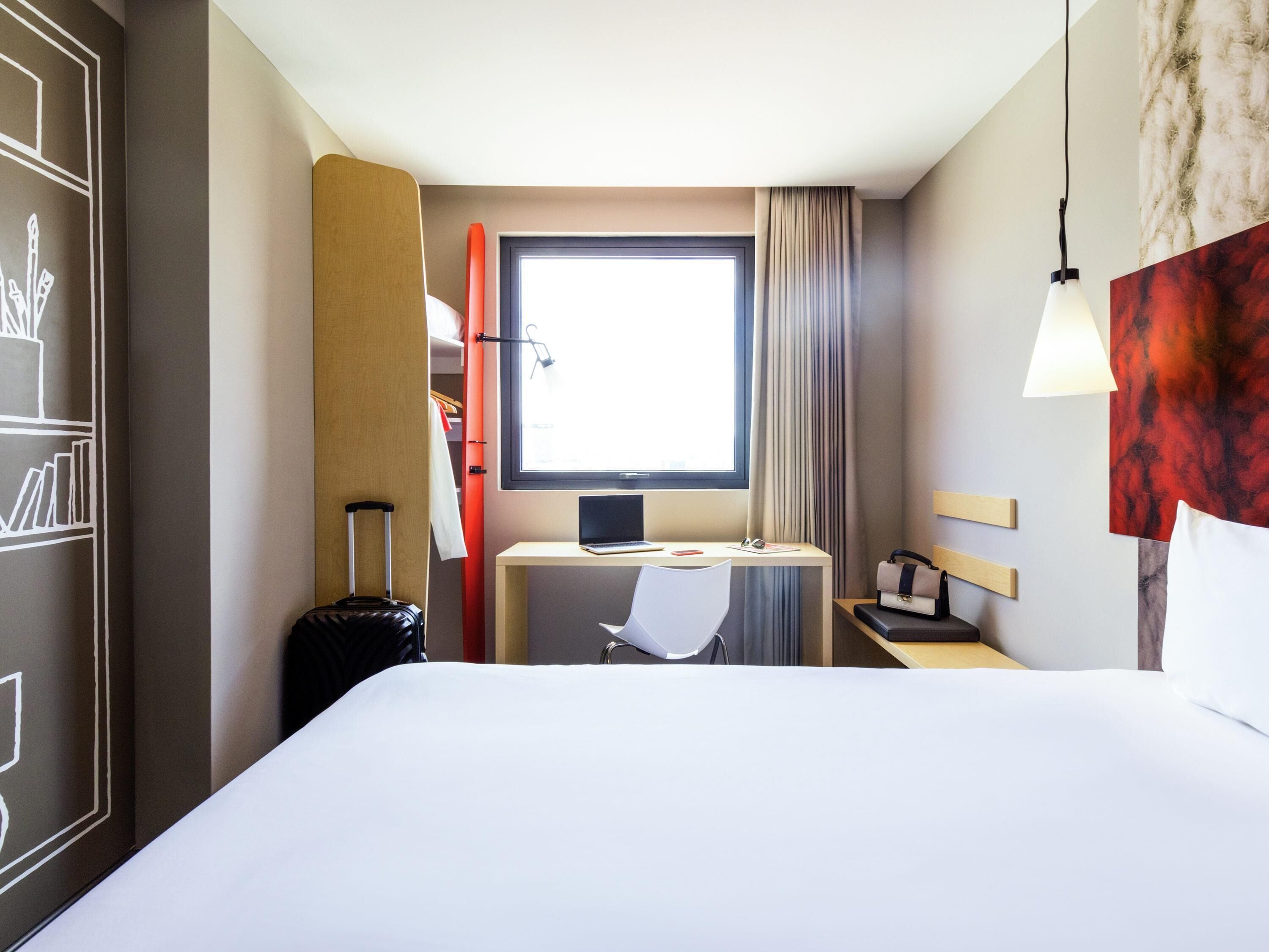 In-room safe, desk, soundproofing, iron/ironing board