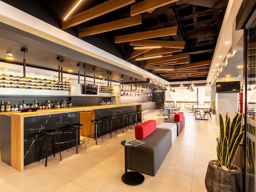 Ibis Tijuana Zona Rio