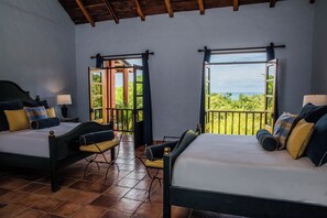 特厚豪華床墊、免費 Wi-Fi、床單