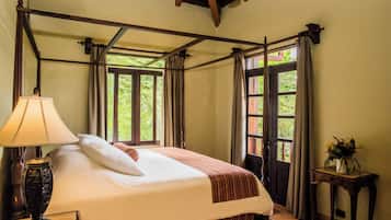 Pillowtop beds, free WiFi, bed sheets
