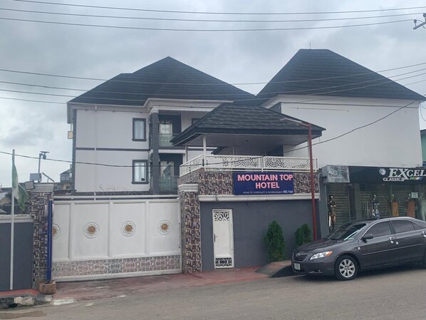 บริเวณภายนอก