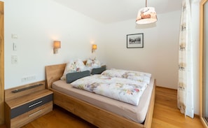 2 camere, una cassaforte in camera, Wi-Fi, lenzuola