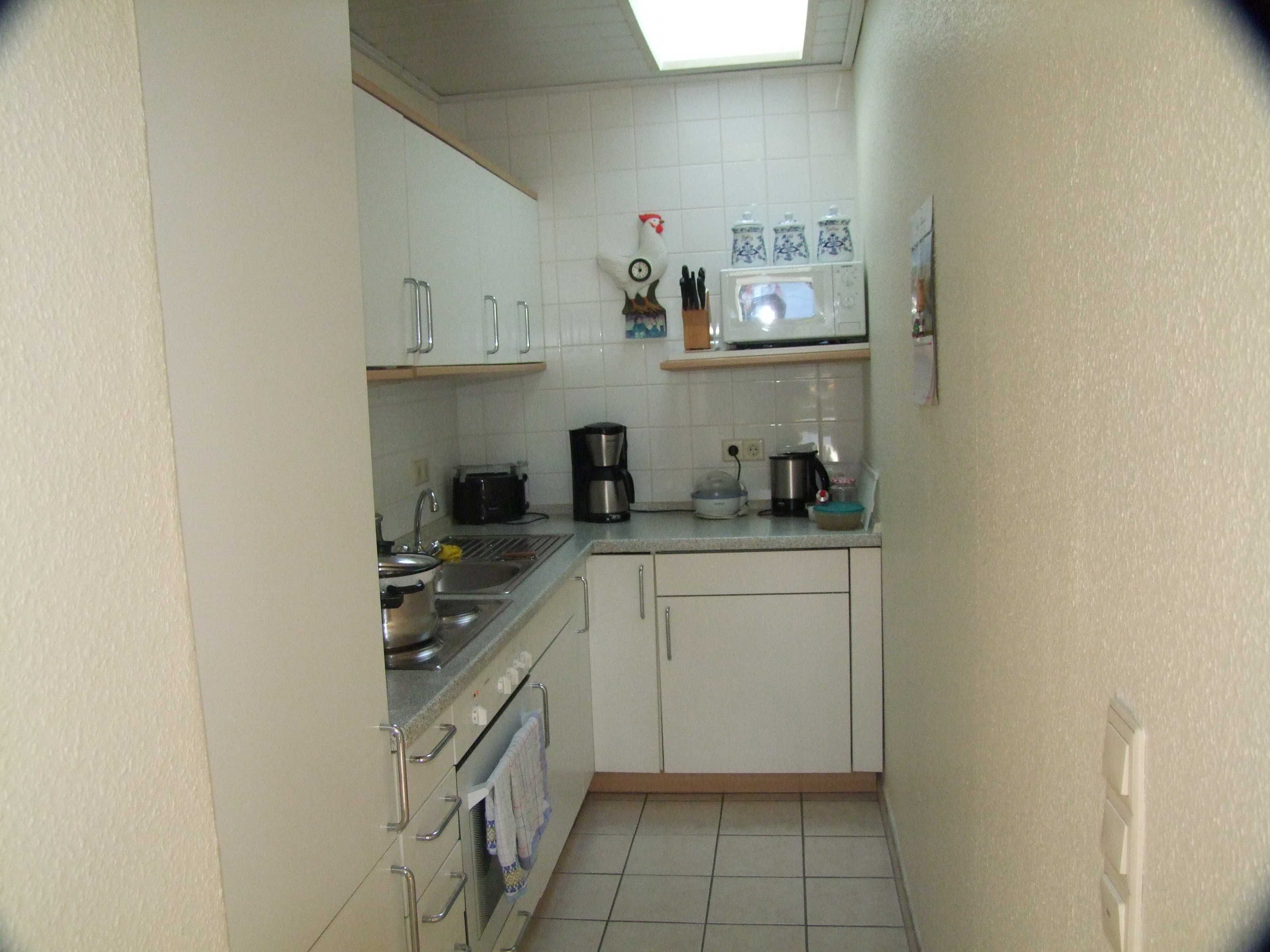 Kühlschrank, Mikrowelle, Ofen