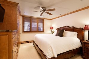 3 bedrooms, desk, free WiFi, bed sheets