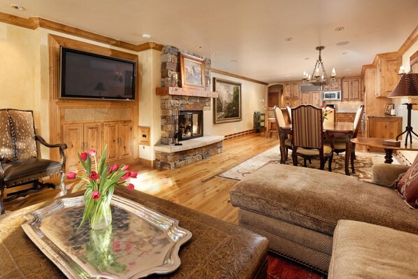 Smart TV, fireplace, DVD player