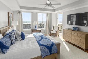 3 bedrooms, iron/ironing board, internet, bed sheets