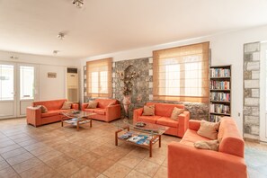Sala de estar en el lobby