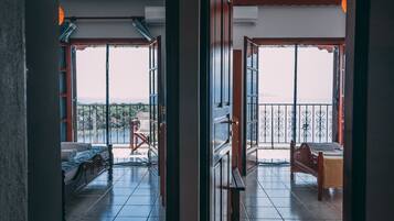 Villa, 4 Bedrooms, Sea View, Beachside | 4 bedrooms, desk, soundproofing, free cots/infant beds