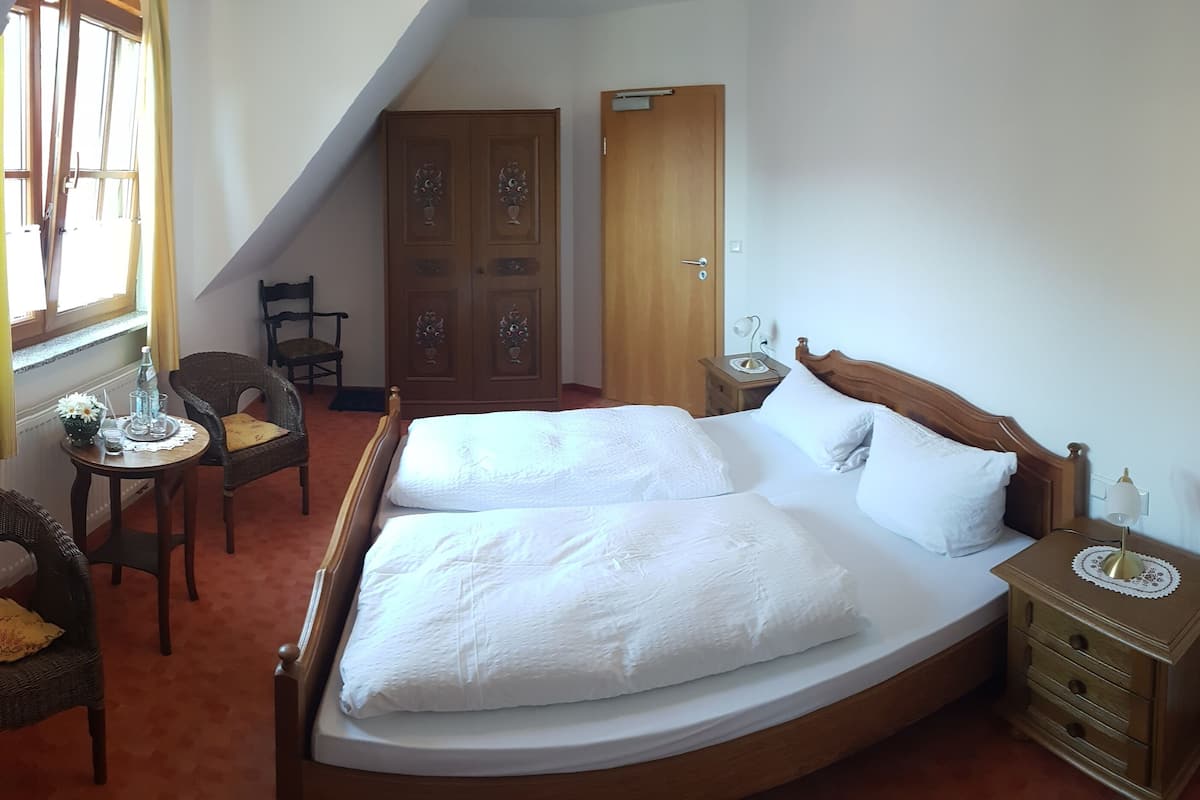 Double Room | WiFi (free)