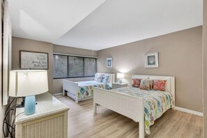 2 soverom, strykejern/-brett, wi-fi (inkludert) og sengetøy