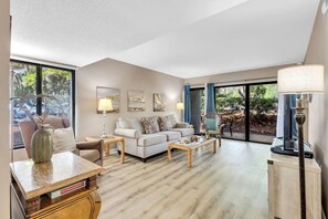 Smart-TV, DVD-spiller og filmbibliotek