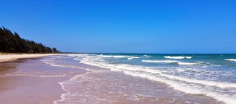 BEAUTIFUL APARTMENT IN CLOSED CONDO ON GUAIBIM BEACH - VALENCIA / BAHIA