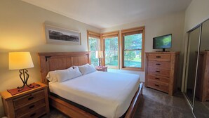 Unclassified image, 2 of 17, button - Snowcreek Resort Vacation Rental 871 (Mammoth Lakes)