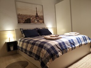 1 多间卧室、熨斗/熨衣板、WiFi、床单