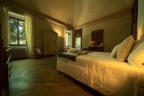 6 bedrooms, WiFi, bed sheets, wheelchair access - Villa Kimera                               (Ronchi)