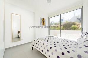 3 bedrooms, in-room safe, iron/ironing board, free WiFi
