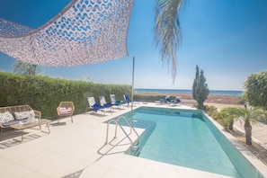 Piscine extérieure, piscine chauffée