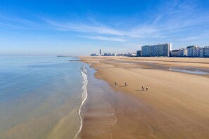 Vlak bij het strand