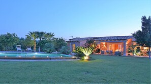 Pool - Villa Zagara 6 by Massimo Villas (Selinunte)