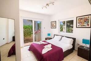 3 soverom, safe på rommet, strykejern/-brett og wi-fi (inkludert)