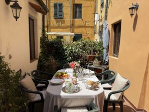 Servei de restauració a l'aire lliure