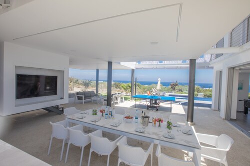 Protaras Chloe Villa CV614 -  a villa that sleeps 13 guests  in 6 bedrooms