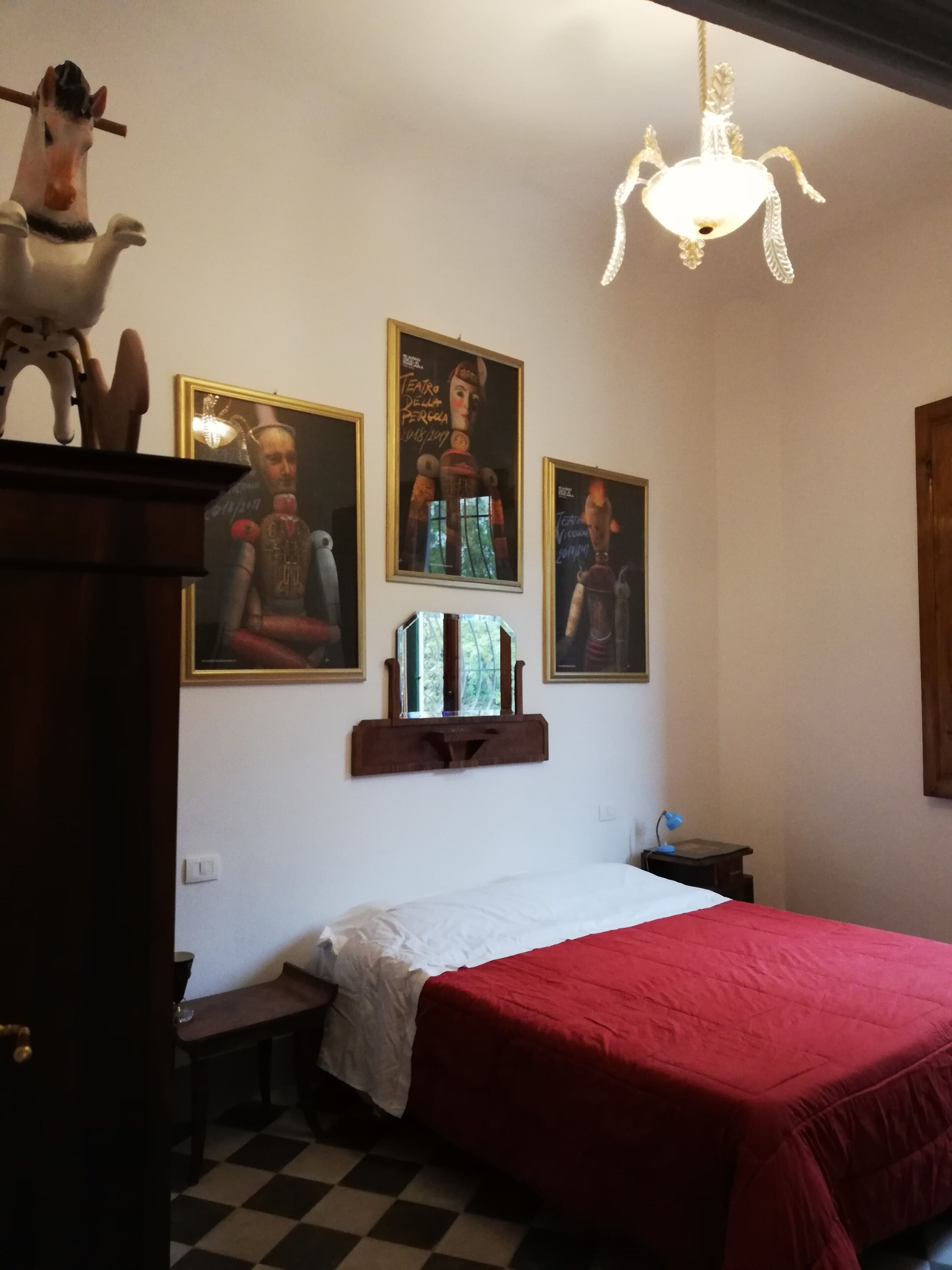 2 quartos, ferros/tábuas de passar roupa, Wi-Fi, roupa de cama