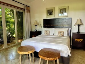 5 Schlafzimmer, Schreibtisch, WLAN, Bettwäsche