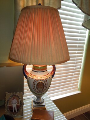 Interior - Elegant Lily Corner Lot, view of lake from hot tub,next to Rec Ctr & golf course (The Villages)