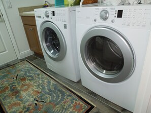 Interior - Elegant Lily Corner Lot, view of lake from hot tub,next to Rec Ctr & golf course (The Villages)