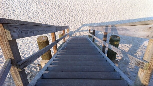 A wooden staircase leading to a sandy beach. - Beautiful 2 Bedroom Cottage Just Short Stroll To Town Neck Beach (Sandwich)