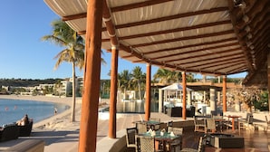 Restaurant - Puerta Cortes Residence Las Colinas (La Paz)