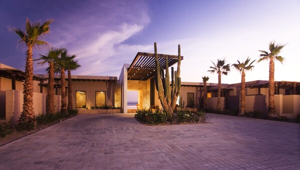 Front of property - Puerta Cortes Residence Las Colinas (La Paz)