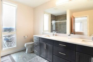 Hårtørrer, håndklæder