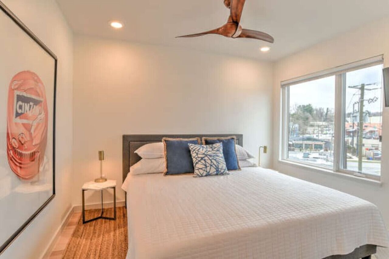 2 多间卧室、办公桌、熨斗/熨衣板、免费 WiFi