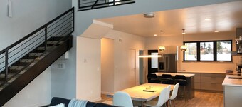 New modern luxury home with incredible views. Closest in town to ohv rd with EV