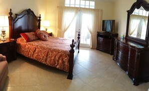 3 bedrooms, iron/ironing board, travel cot, free WiFi