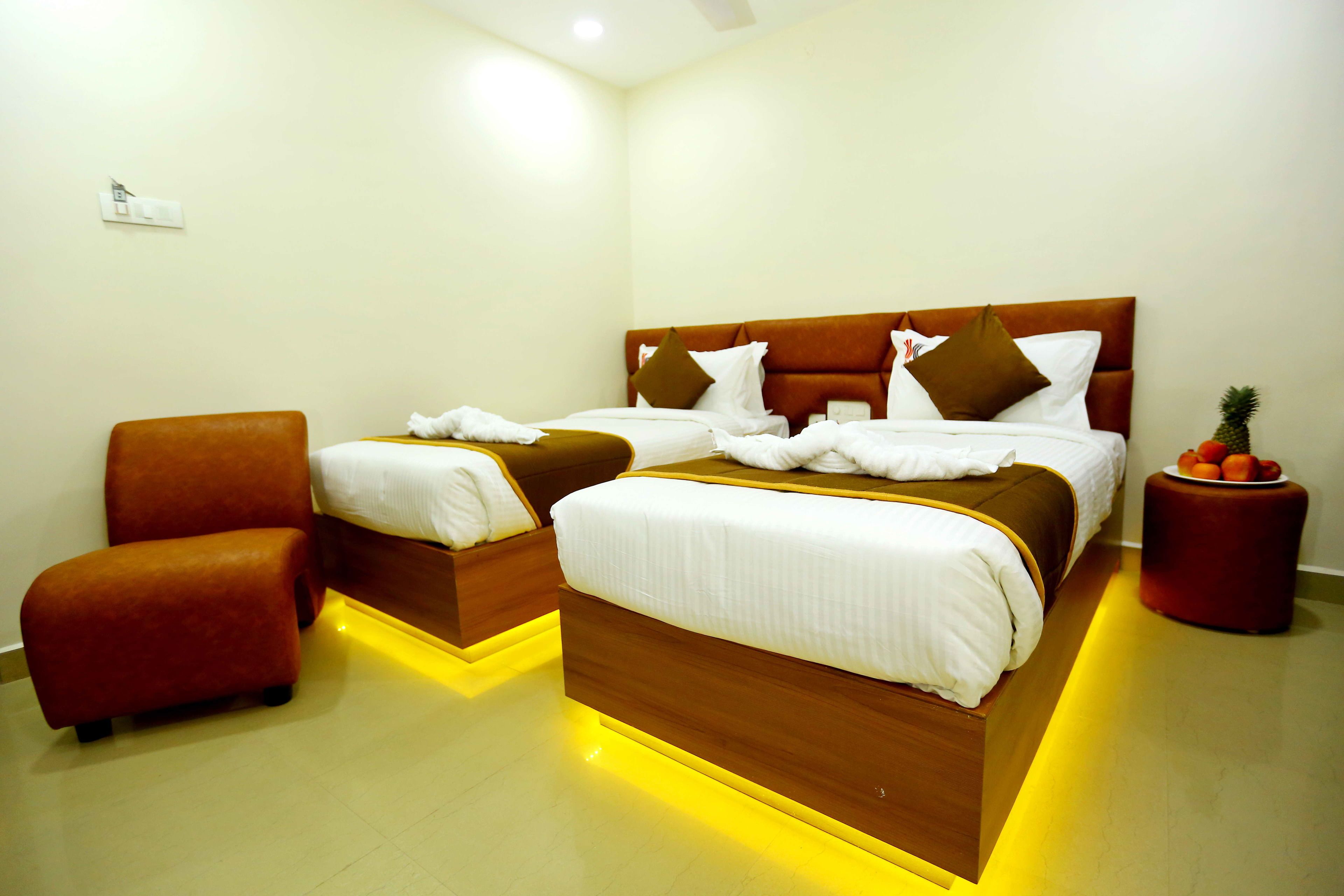 superior double or twin room | premium bedding, in-room safe, individually furnished, desk