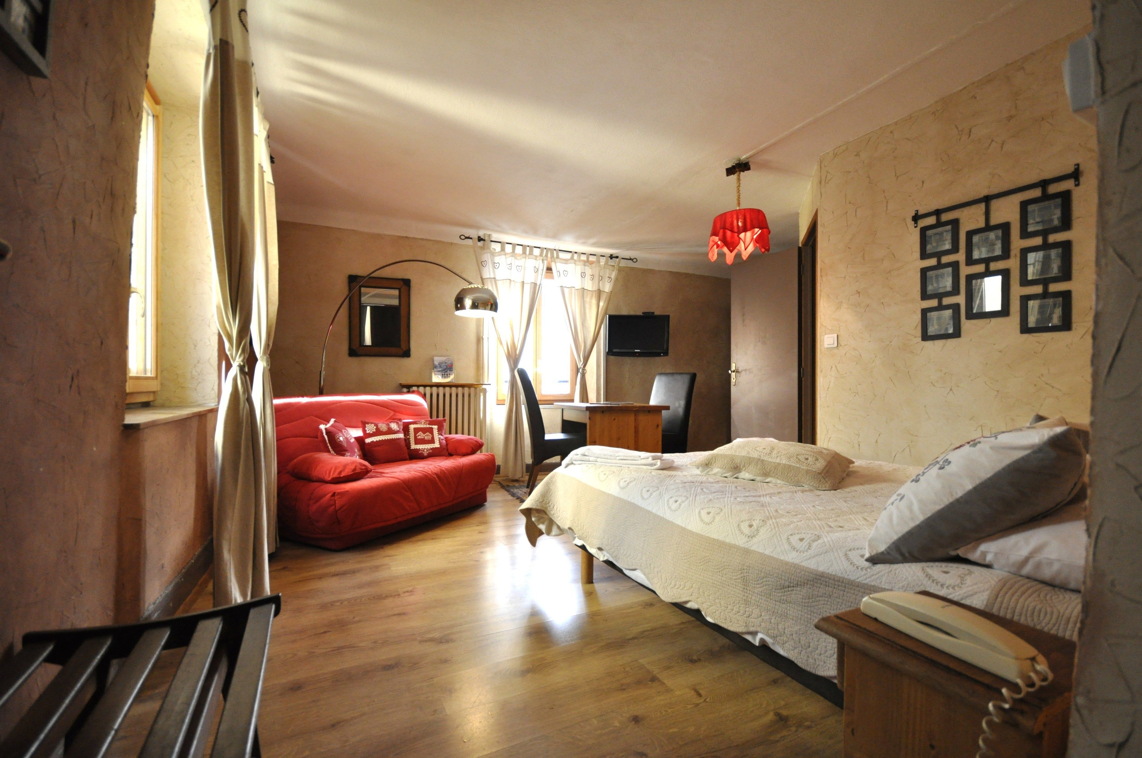 superior double  | premium bedding, individually decorated, individually furnished, desk