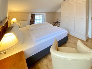 2 bedrooms, iron/ironing board, travel crib, WiFi