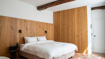 Deluxe kamer, 1 queensize bed | Kamervoorziening