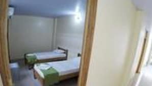 Minibar, WiFi (free), bed sheets - Hotel Esperanza 2 (Leticia)