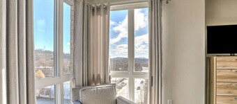 Three Bed Three Bath Central Downtown Condo